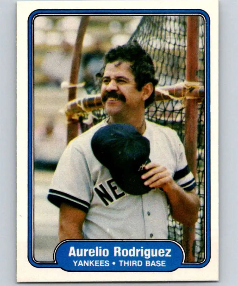 1982 Fleer #53 Aurelio Rodriguez EX Excellent New York Yankees Baseball Card - Baseball Card Single