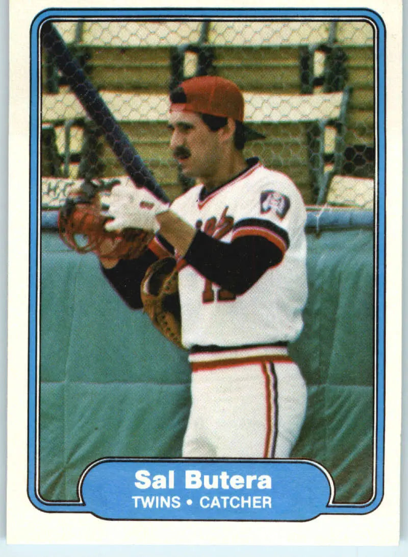 1982 Fleer #548 Sal Butera EX Excellent Minnesota Twins Baseball Card - Baseball Card Single