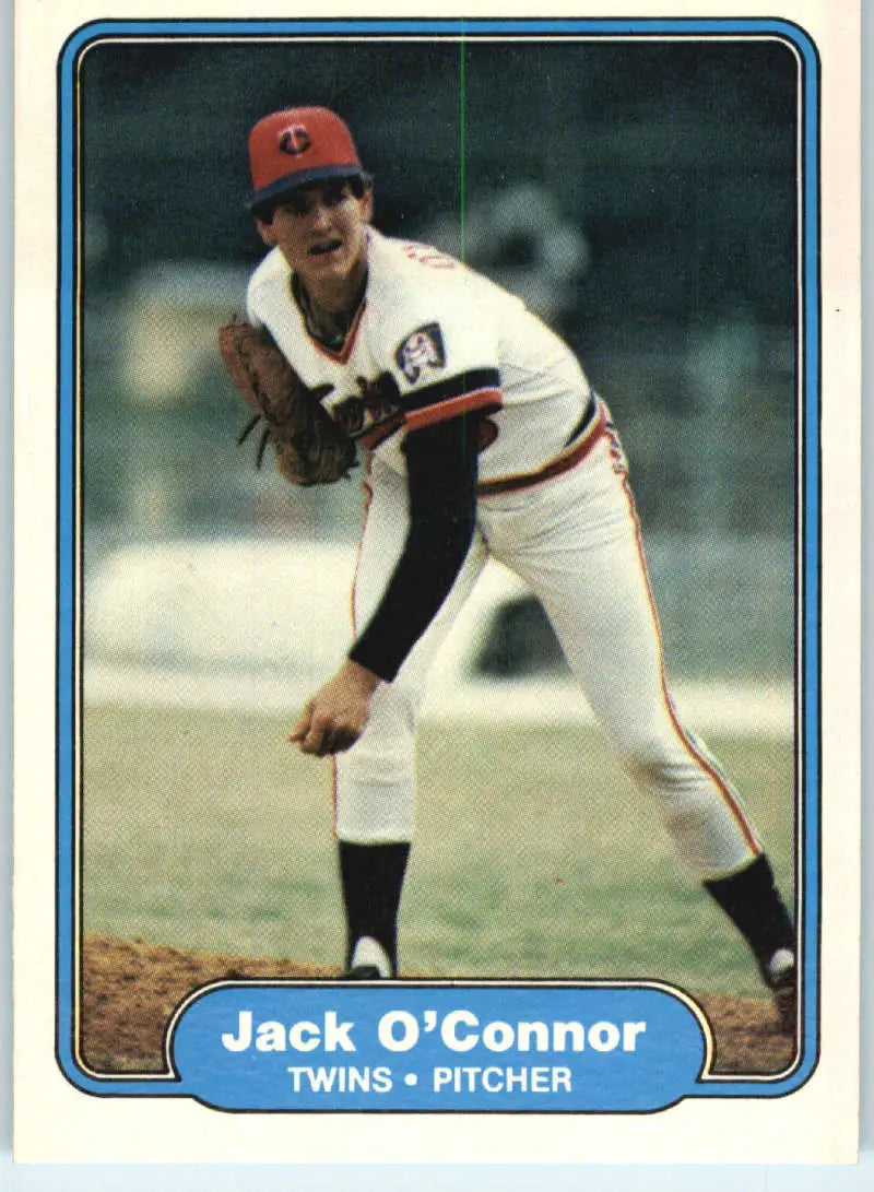 1982 Fleer #557 Jack O’Connor EX Excellent RC Rookie Minnesota Twins Baseball Card - Baseball Card Single