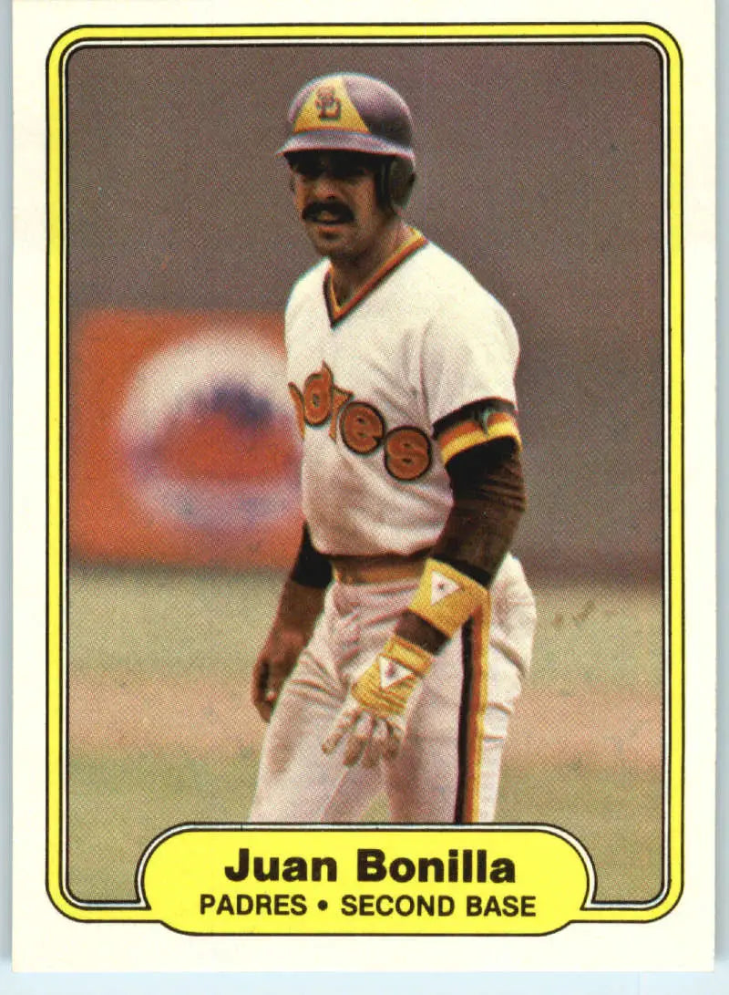 1982 Fleer #567 Juan Bonilla EX Excellent RC Rookie San Diego Padres Baseball Card - Baseball Card Single