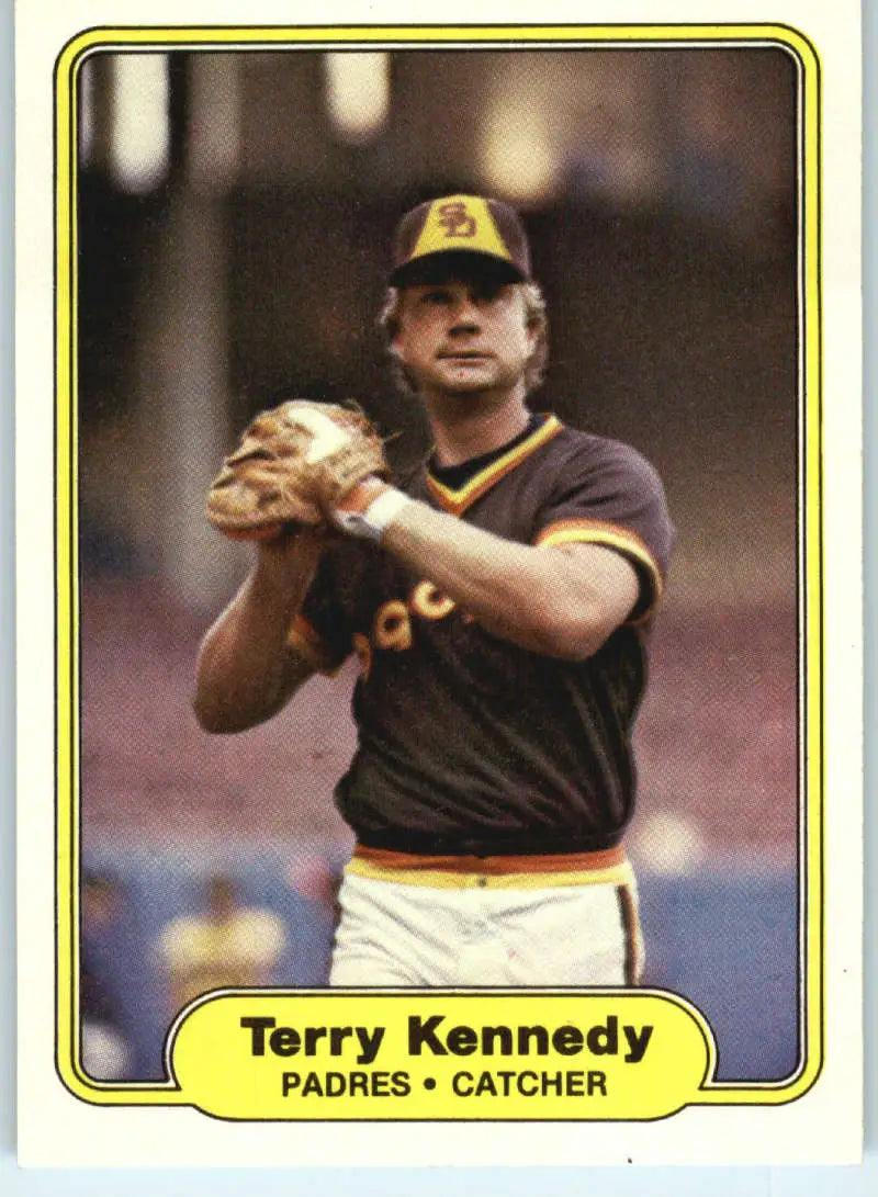 1982 Fleer #574 Terry Kennedy EX Excellent San Diego Padres Baseball Card - Baseball Card Single