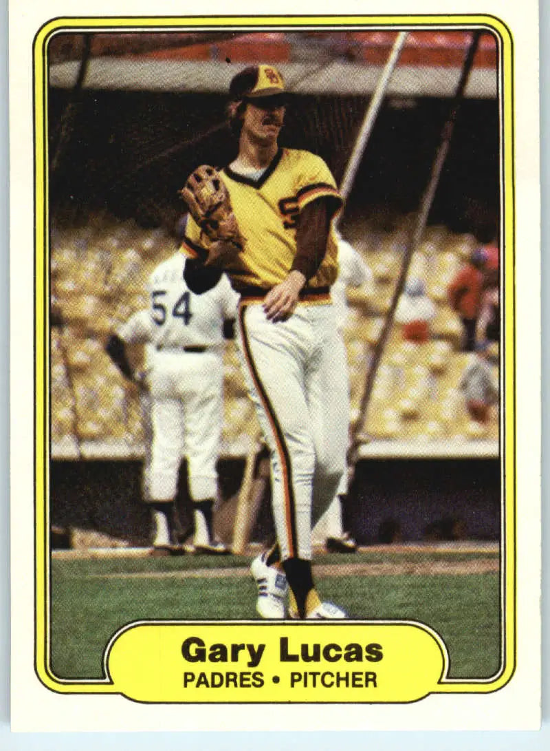 1982 Fleer #577 Gary Lucas EX Excellent San Diego Padres Baseball Card - Baseball Card Single