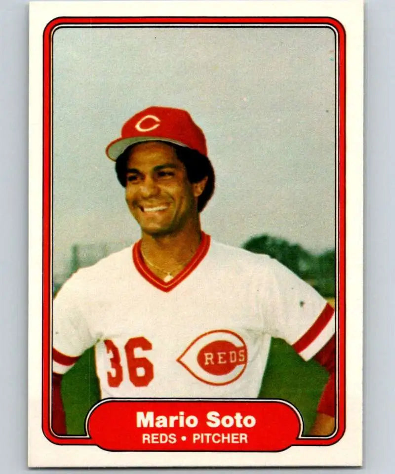 1982 Fleer #83 Mario Soto EX Excellent Cincinnati Reds Baseball Card - Baseball Card Single