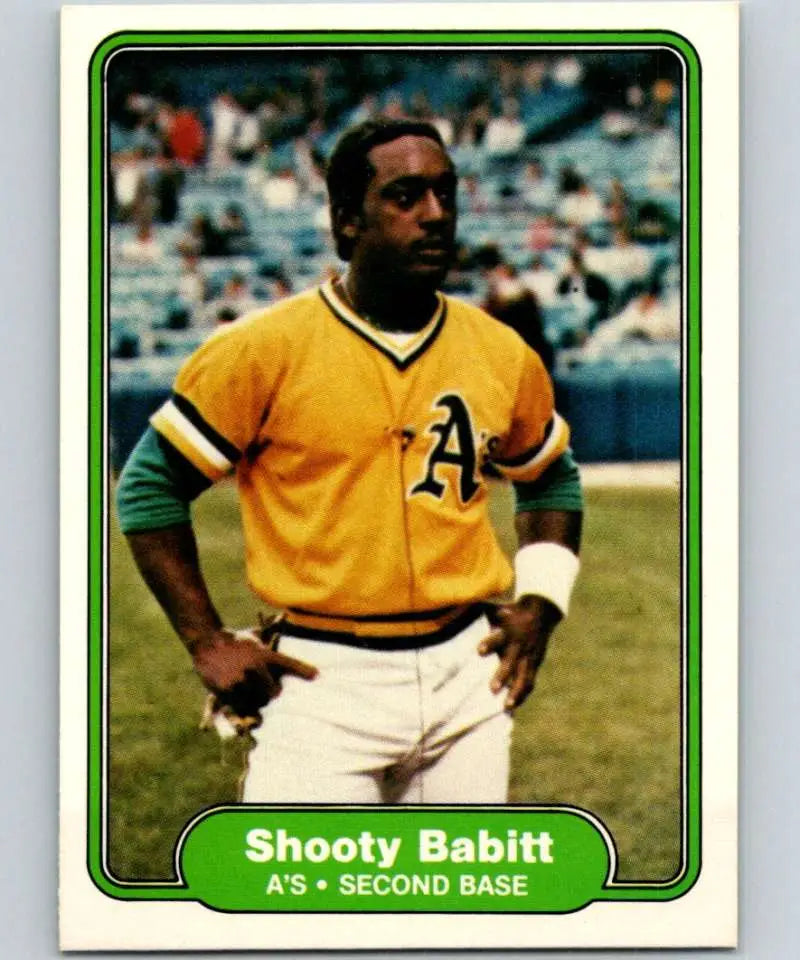 1982 Fleer #86 Shooty Babitt EX Excellent RC Rookie Oakland Athletics Baseball Card - Baseball Card Single