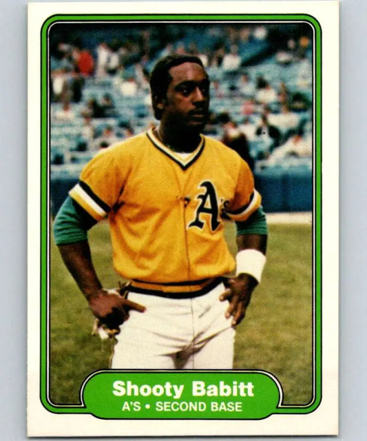 1982 Fleer #86 Shooty Babitt EX Excellent RC Rookie Oakland Athletics Baseball Card - Baseball Card Single