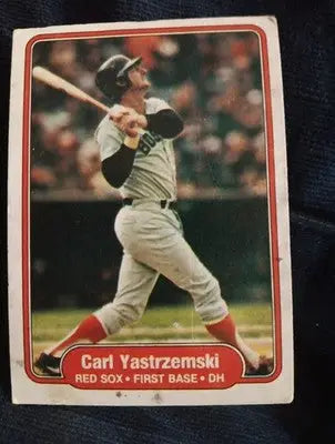 1982 Fleer - Carl Yastrzemski #312. Red Sox. EX-NRMT - Baseball Card Single