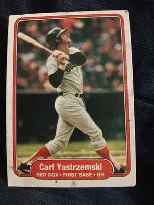 1982 Fleer - Carl Yastrzemski #312. Red Sox. EX-NRMT - Baseball Card Single