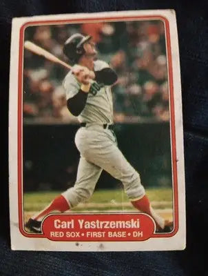 1982 Fleer - Carl Yastrzemski #312. Red Sox. EX-NRMT - Baseball Card Single