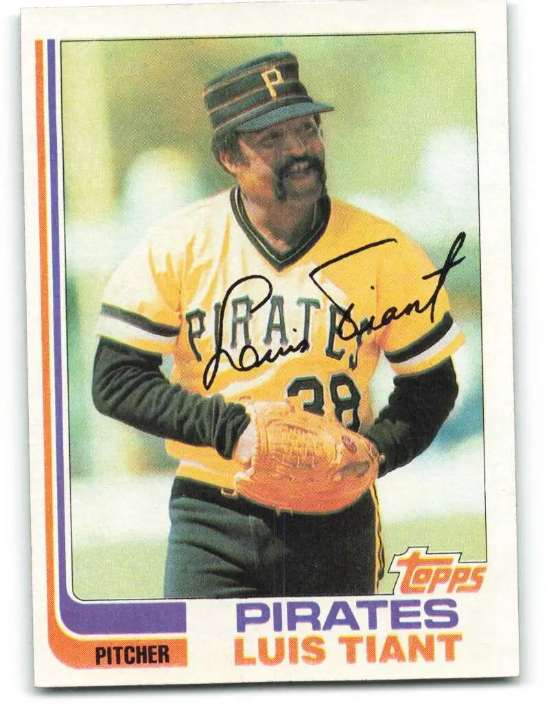 1982 Topps #160 Luis Tiant EX Excellent Pittsburgh Pirates Baseball Card - Baseball Card Single