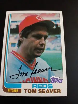 1982 Topps #30 Tom Seaver Cincinnati Reds. HOF. EX-NRMT - Baseball Card Single
