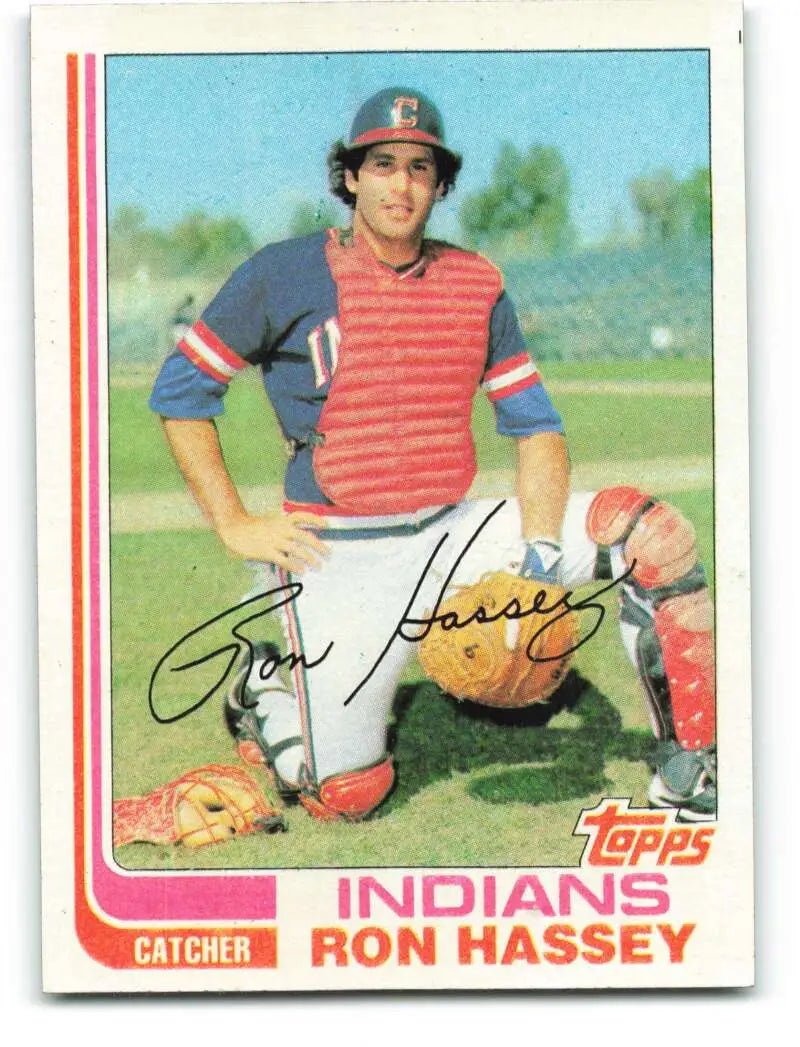 1982 Topps #54 Ron Hassey EX Excellent Cleveland Indians Baseball Card - Baseball Card Single