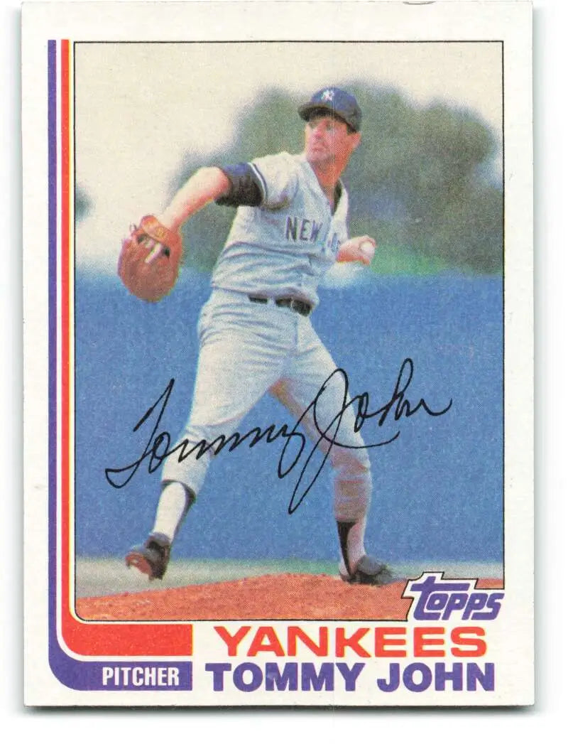 1982 Topps #75 Tommy John EX Excellent New York Yankees Baseball Card - Baseball Card Single