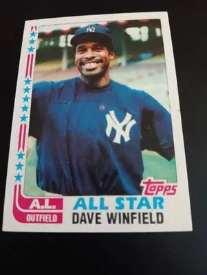 1982 Topps - All-Star Dave Winfield #553. New York Yankees. NRMT+ - Baseball Card Single