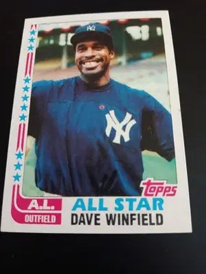 1982 Topps - All-Star Dave Winfield #553. New York Yankees. NRMT+ - Baseball Card Single