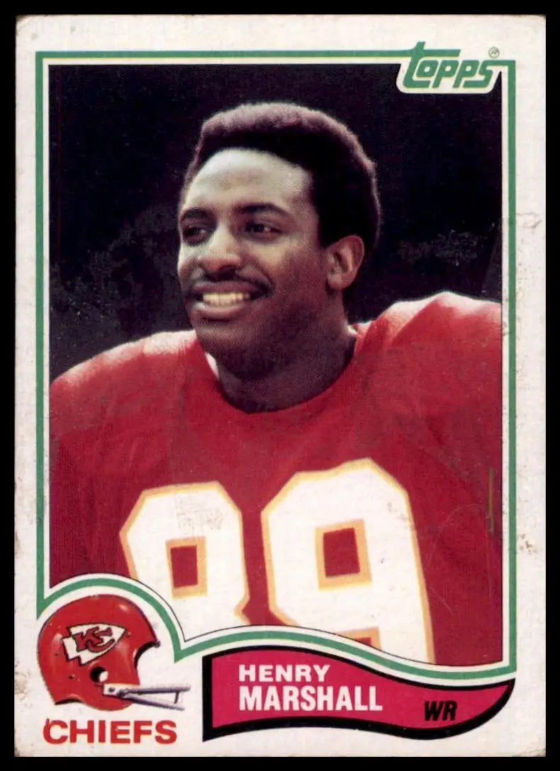 1982 Topps Henry Marshall #122 Kansas City Chiefs Football Card NFL Sports - Football Card Single