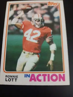 1982 Topps - In Action Ronnie Lott #487 (RC). San Francisco 49ers. NRMT+ - Football Card Single