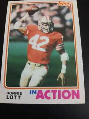 1982 Topps - In Action Ronnie Lott #487 (RC). San Francisco 49ers. NRMT+ - Football Card Single