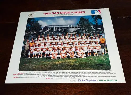 1983 SAN DIEGO PADRES 10x14 TEAM PHOTO BASEBALL PICTURE MLB Gwynn RC Jack MURPHY - Sports Memorabilia (Jerseys balls