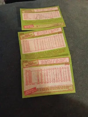1984 & 1985 Topps baseball star and superstar 6 card lot. 5 NRMT+ and 1 EX+ - Baseball Card Single