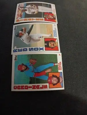 1984 & 1985 Topps baseball star and superstar 6 card lot. 5 NRMT+ and 1 EX+ - Baseball Card Single