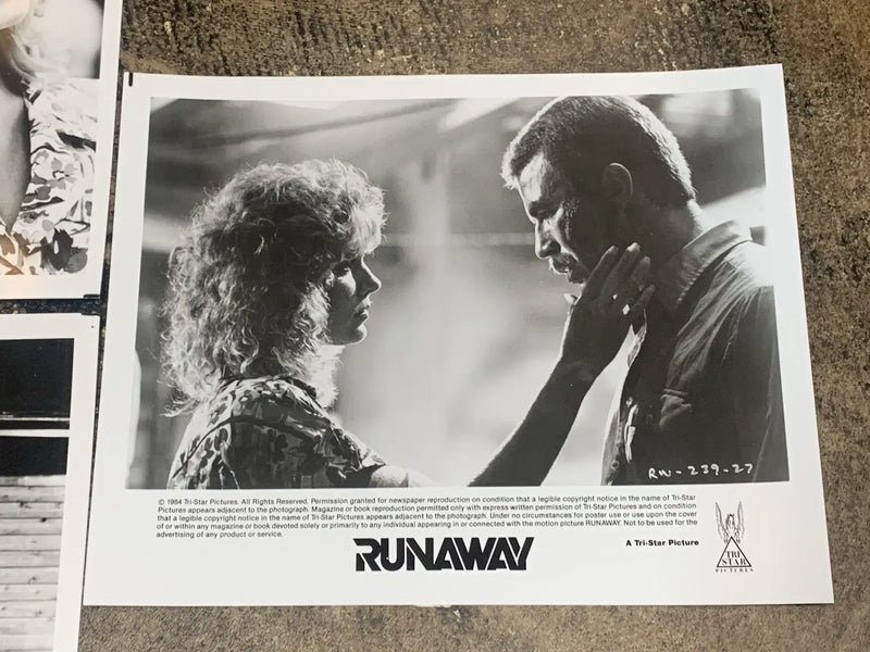 1984 8x10 Press Photo Lot 3 Tom Selleck Cynthia Rhodes in Runaway Glossy Picture - Entertainment Memorabilia
