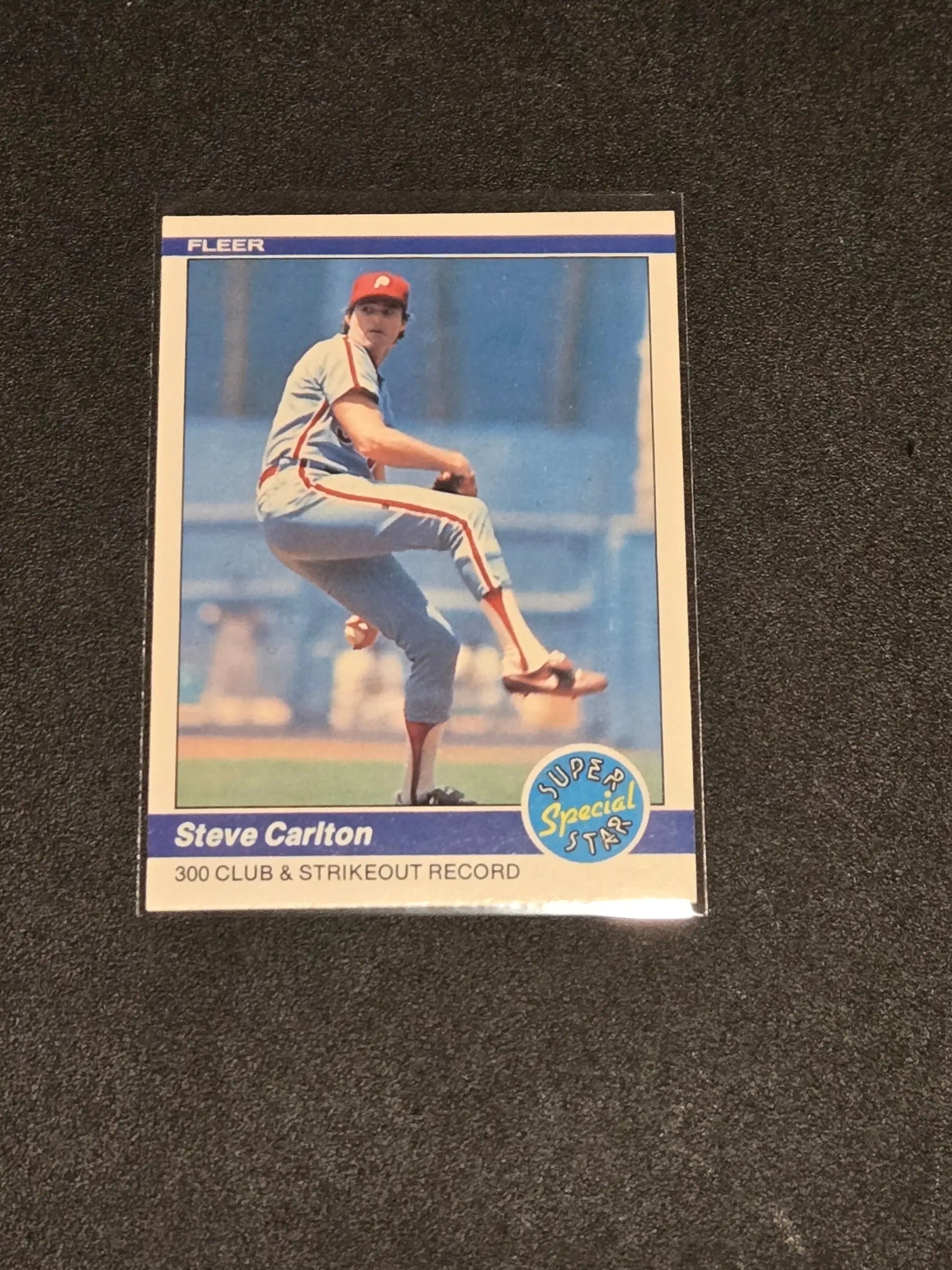 1984 Fleer #642 Steve Carlton - Trading Card