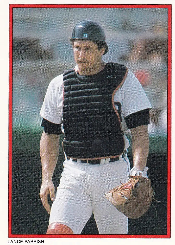 Baseball catcher in protective gear for 1984 Topps Star Collectors Edition