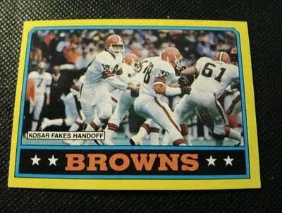 1986 Topps - Bernie Kosar #185. (RC) Cleveland Browns. EX+ - NRMT - Football Card Single