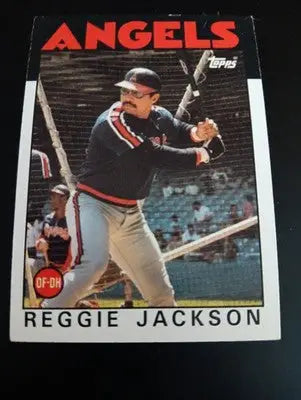 1986 Topps - Reggie Jackson #700. California Angels. EX+ - NRMT - Baseball Card Single