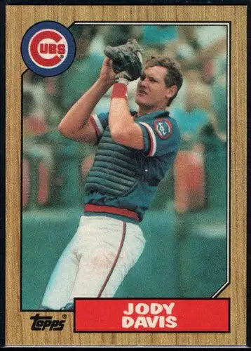 Vintage Chicago Cubs baseball card featuring Jody Davis with original gloss in NM-MT condition