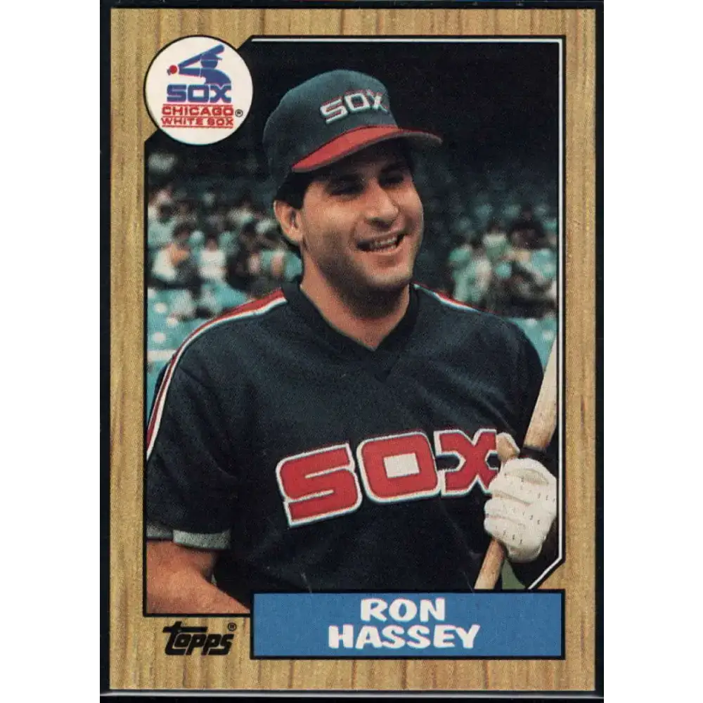 1987 Topps #667 Ron Hassey EX Excellent Chicago White Sox Baseball Card - Baseball Card Single