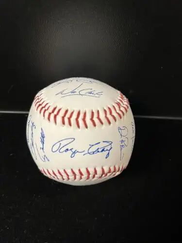 Autographed baseball from 1988-89 San Francisco Giants Facsimile Signature Ball