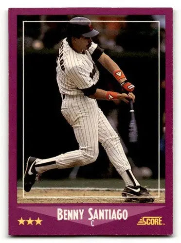 Original gloss Benny Santiago San Diego Padres baseball card 1988 Score #25