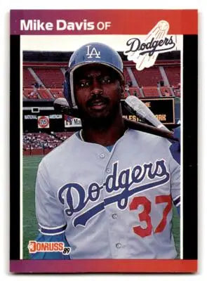 Vintage 1989 Donruss Mike Davis baseball card featuring Los Angeles Dodgers player