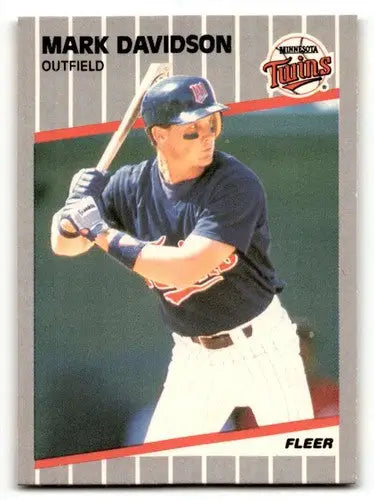 1989 Fleer Mark Davidson Minnesota Twins baseball card, NM near mint condition