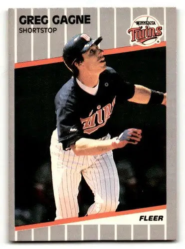 Original gloss Greg Gagne Minnesota Twins baseball card 1989 Fleer #111 NM near mint