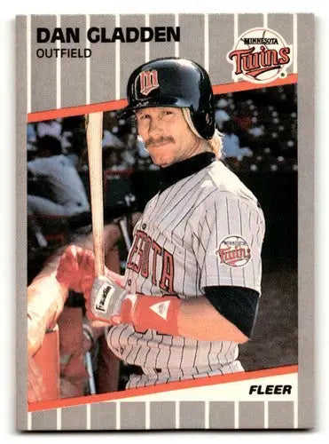 1989 Fleer Dan Gladden Minnesota Twins baseball card with original gloss, gladden minnesota twins