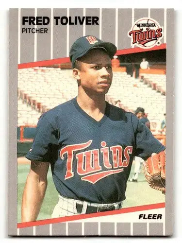 Original gloss 1989 Fleer Fred Toliver Minnesota Twins baseball card ID 54369