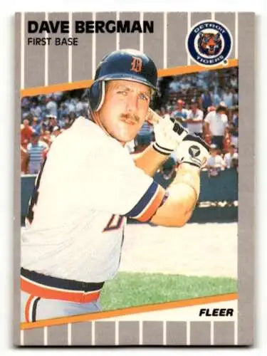 Original gloss 1989 Fleer Dave Bergman Detroit Tigers baseball card digital ID 54370