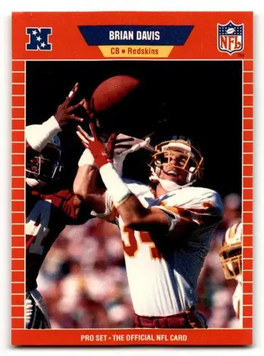 Original gloss 1989 Pro Set Brian Davis Washington Redskins football card