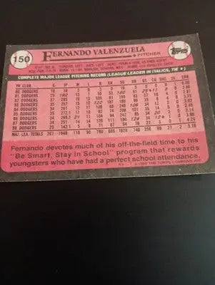 1989 Topps - Fernando Valenzuela #150. LA Dodgers. NRMT+ - Baseball Card Single