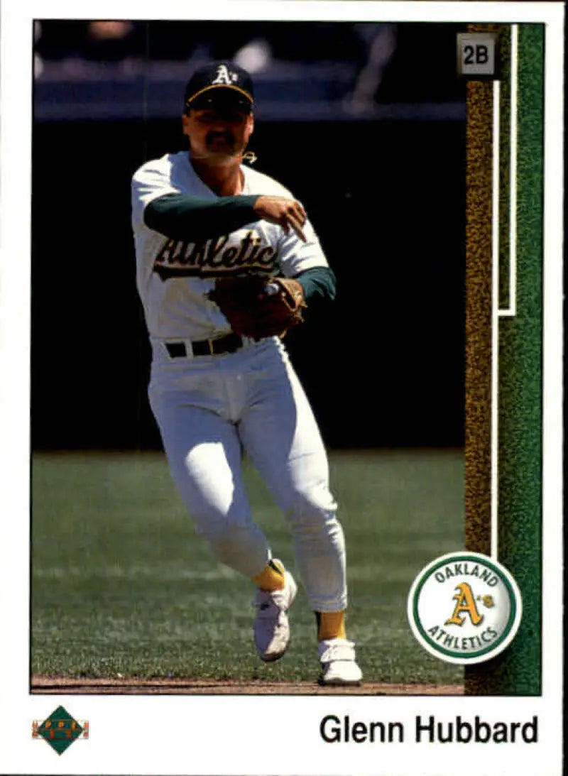 1989 Upper Deck #395 Glenn Hubbard NM-MT Oakland Athletics Baseball Card - Baseball Card Single