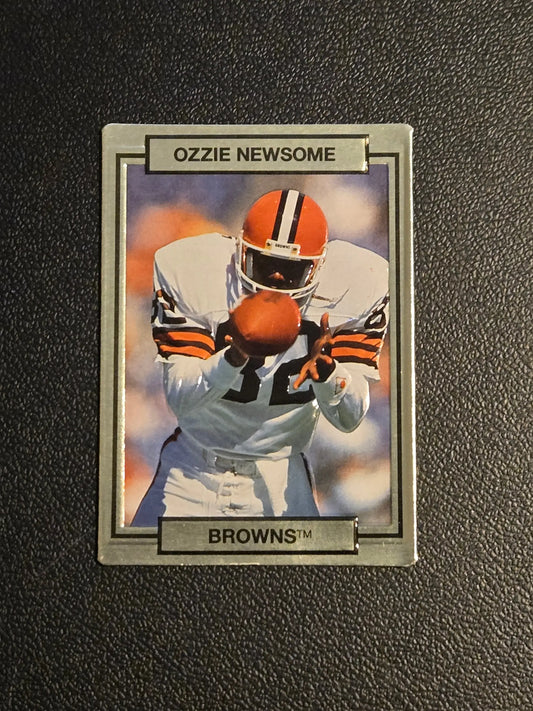 1990 Action Packed #48 Ozzie Newsome - Football Card Single