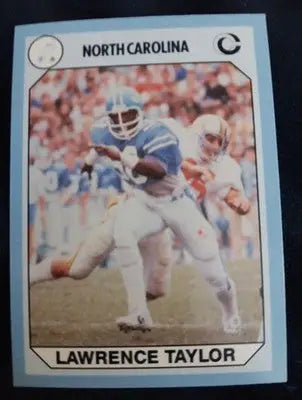 1990 Collegiate Collection NC Tar Heels - Lawrence Taylor #4. NRMT+ - Football Card Single