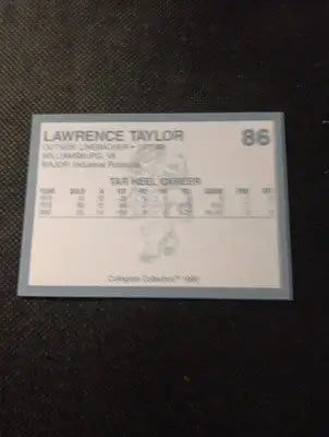 1990 Collegiate Collection North Carolina Tar Heels - Lawrence Taylor #86. NRMT+ - Other