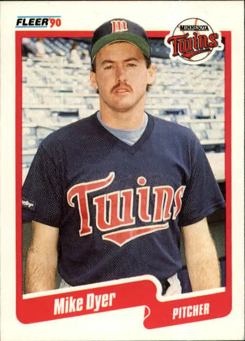 1990 Mike Dyer Fleer Baseball Card #372 - Baseball Card Single
