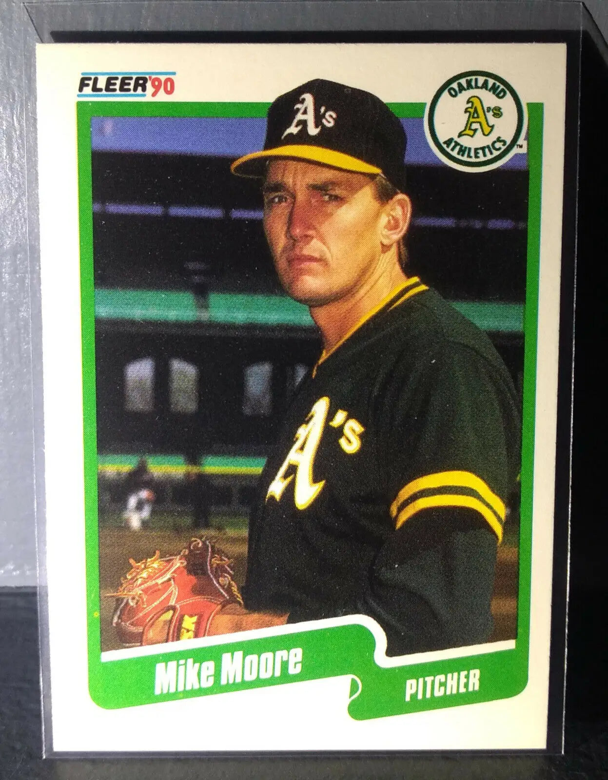 1990 Mike Moore Fleer Baseball Card #16 - Baseball Card Single