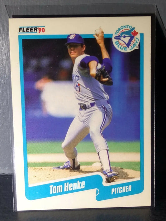 1990 Tom Henke Fleer Baseball Card #84 - Baseball Card Single