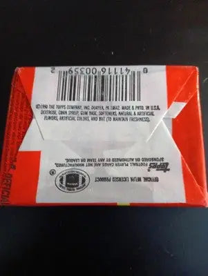 1990 Topps Football - Sealed wax pack. One pack. 15 cards. NFL. EX - EX+ - Football Card Box
