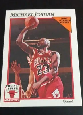 1991-92 NBA Hoops - Michael Jordan #30. Chicago Bulls. NRMT+ - Basketball Card Single